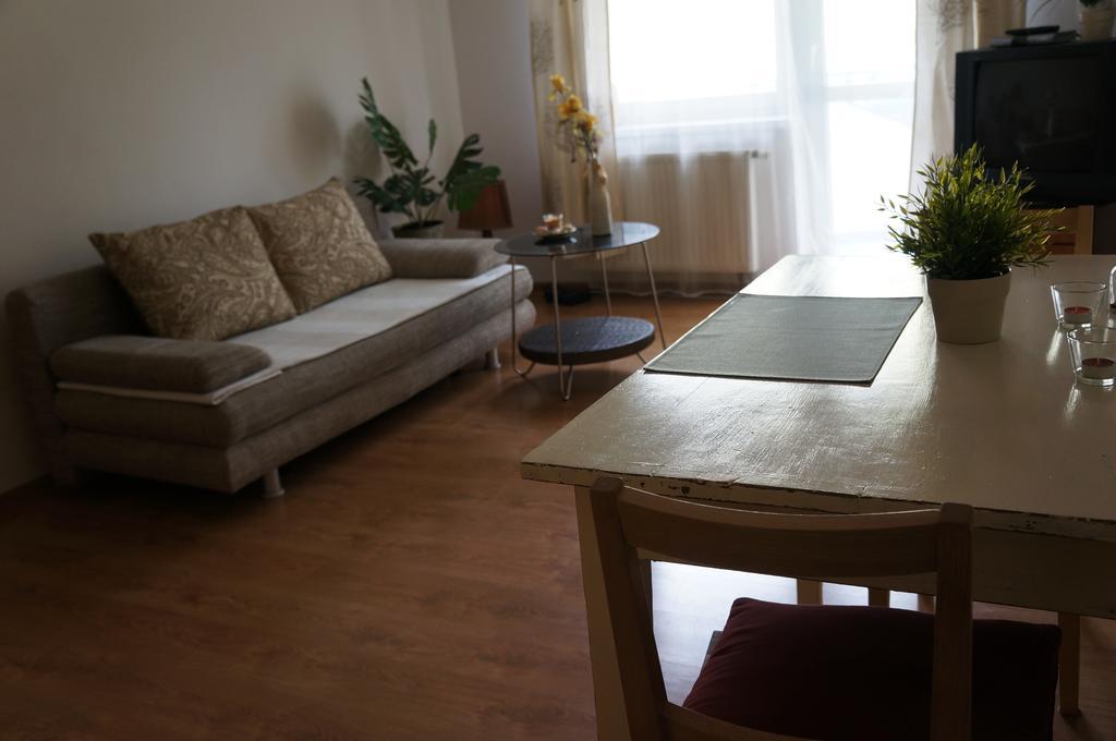 Apartment Apartament Na Ratajach *